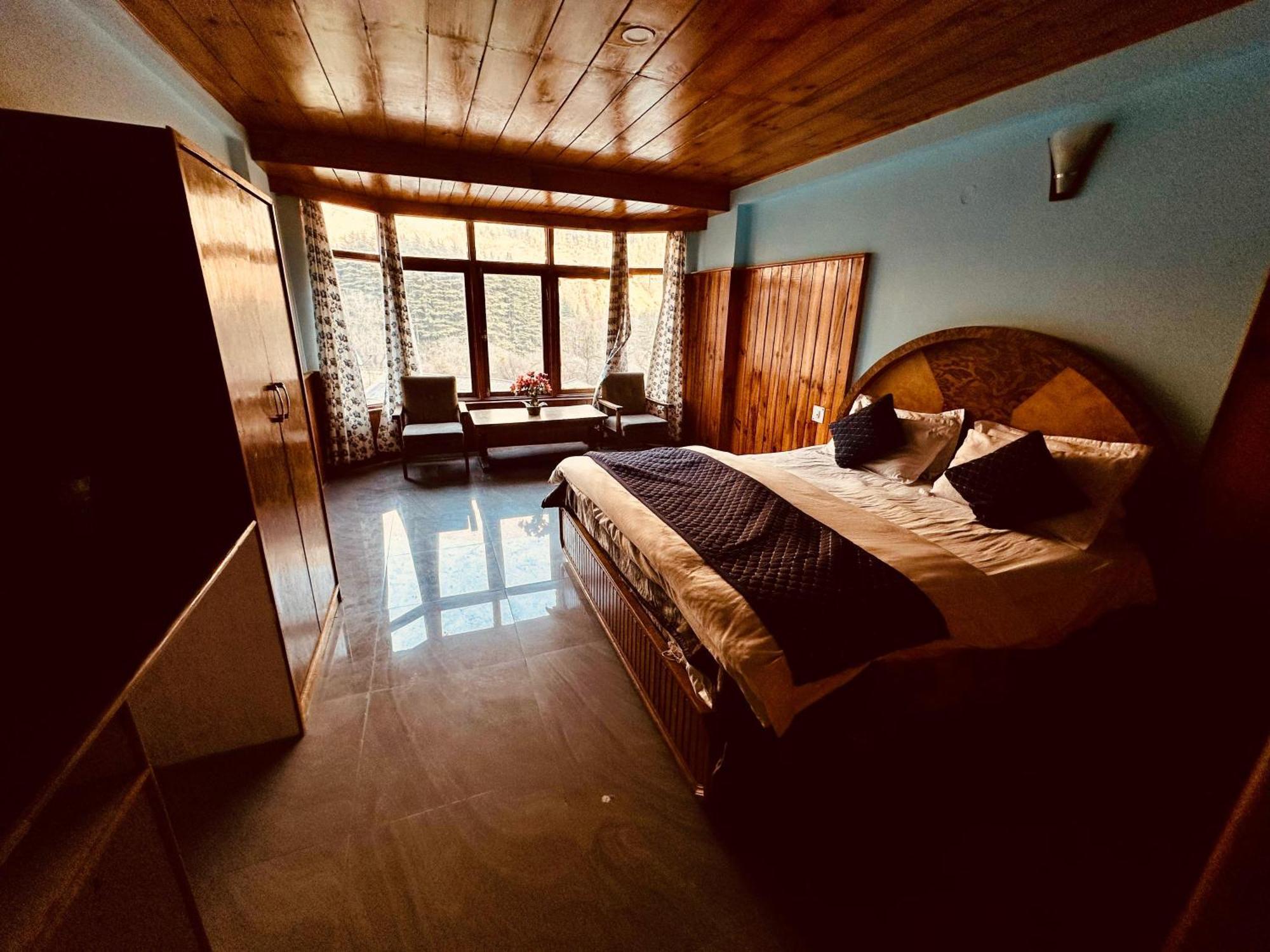 Hotel D Kanchan Manali 외부 사진