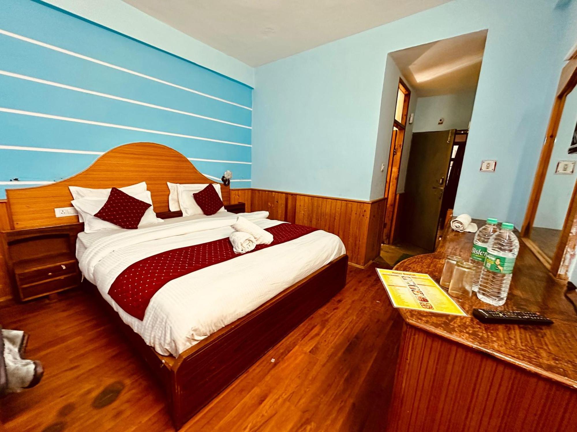 Hotel D Kanchan Manali 외부 사진