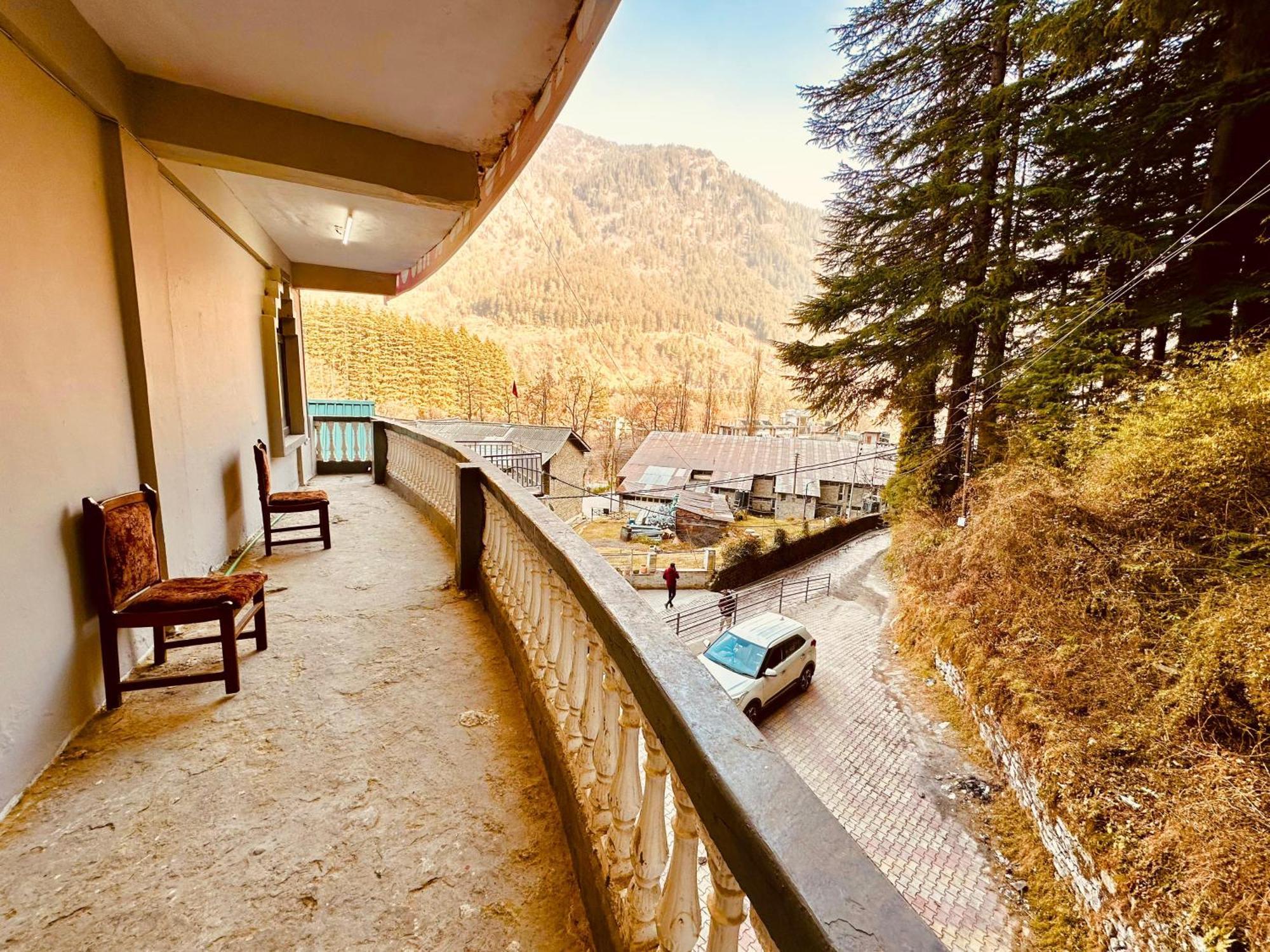 Hotel D Kanchan Manali 외부 사진