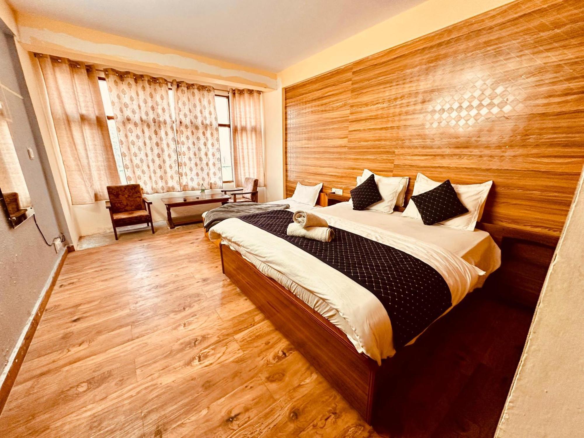 Hotel D Kanchan Manali 외부 사진